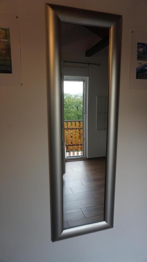 Studio Apartman "Djed" Hrvatska Kostajnica Exterior foto